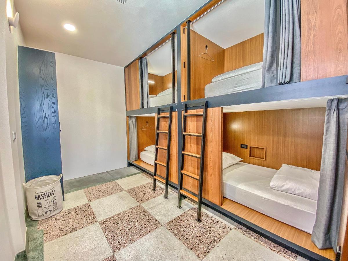 De Provintia Straat B&B Тайнан Екстериор снимка