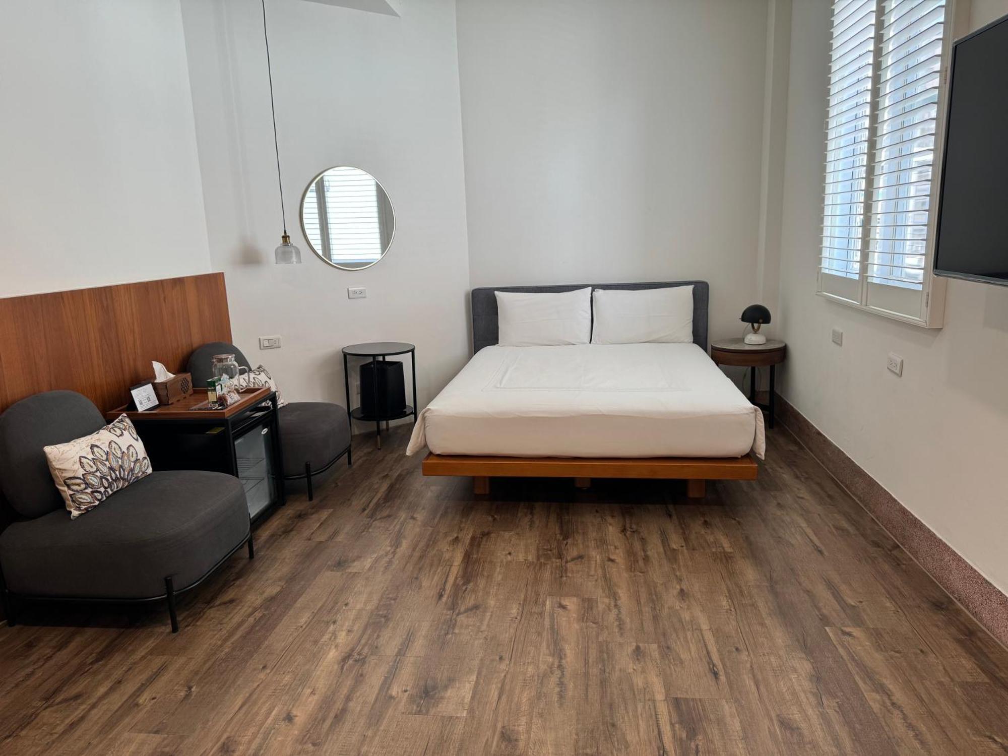 De Provintia Straat B&B Тайнан Екстериор снимка